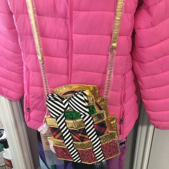 Betsey Johnson Christmas Presents Crossbody Purse - Adorable   Box W/Bet…  Chr - Picture 5 of 7